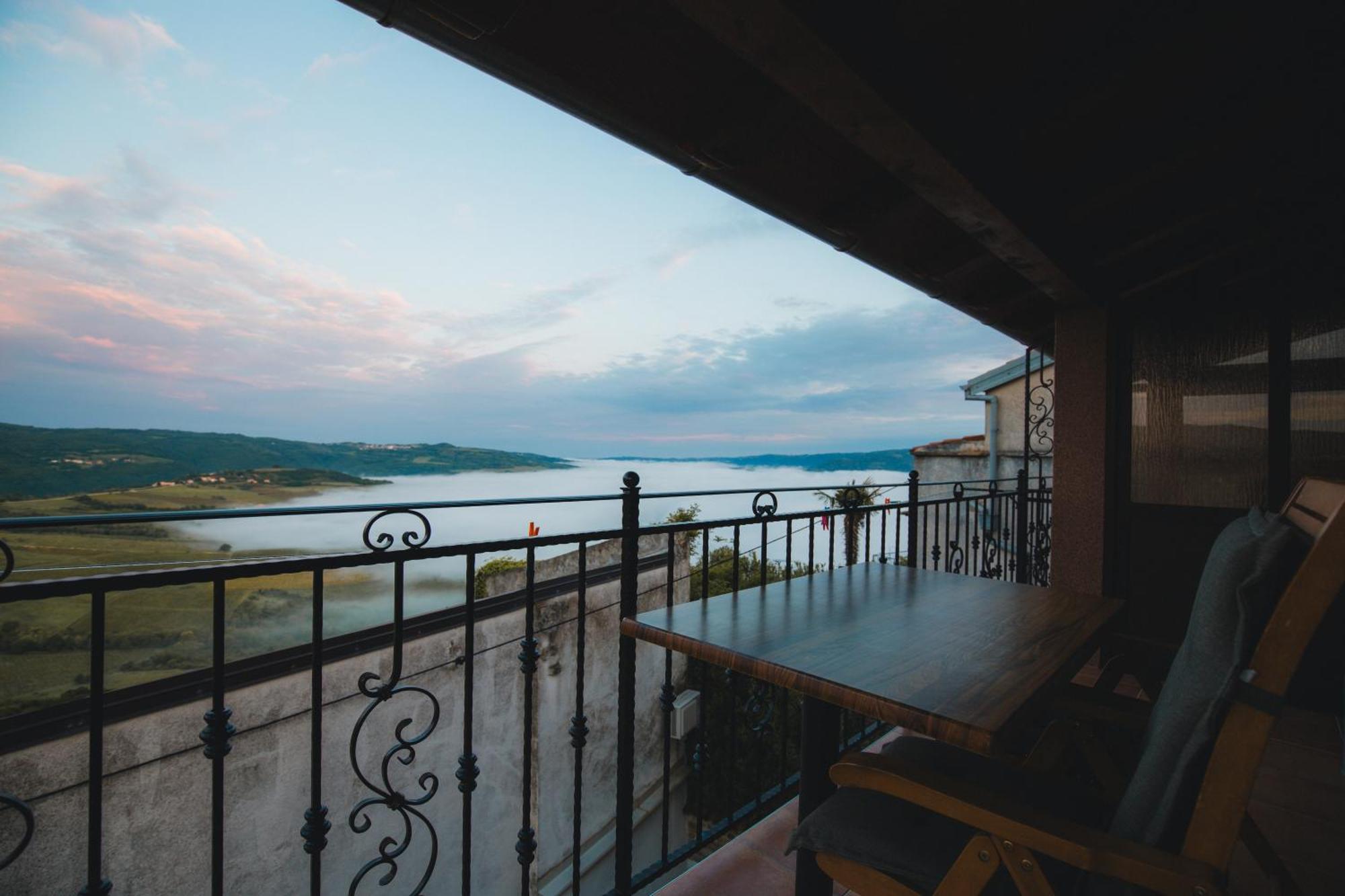 Guesthouse Villa Marija Motovun Bagian luar foto