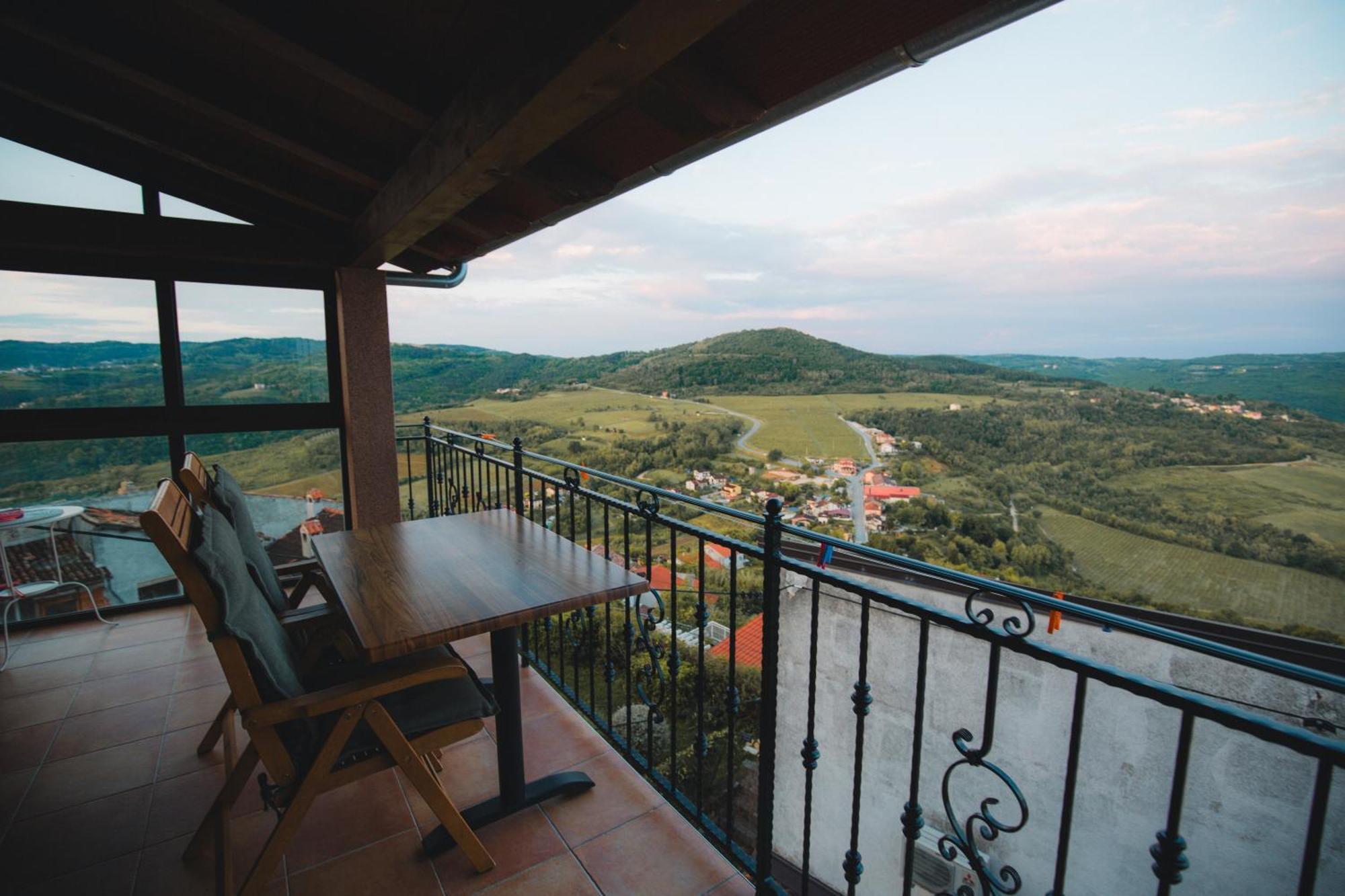 Guesthouse Villa Marija Motovun Bagian luar foto